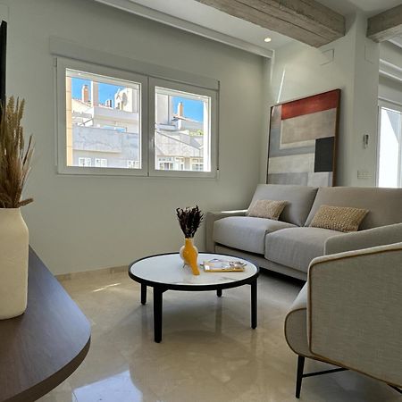Navas 102 Cosmopolitan Loft Apartment Granada Bagian luar foto
