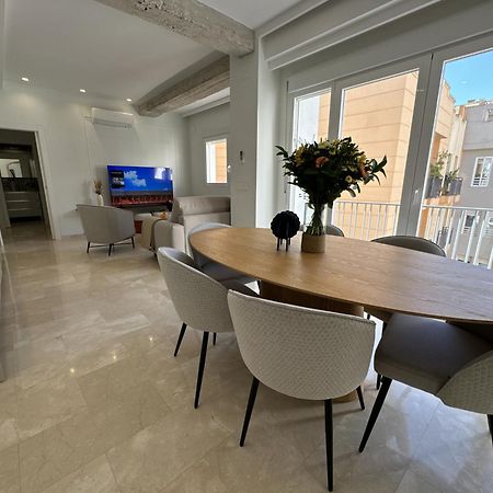 Navas 102 Cosmopolitan Loft Apartment Granada Bagian luar foto